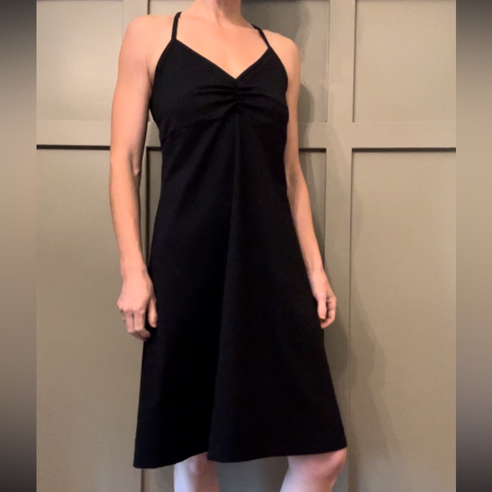 Prana Black Strappy Back Activewear Athleisure Dress Built In Bra Size Large